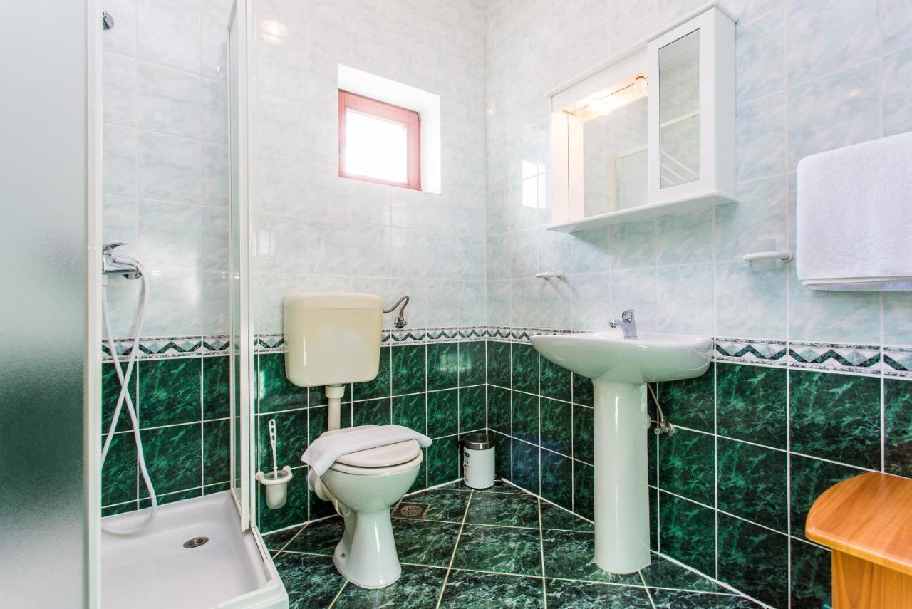 Guest House Lavanda 4 니바이스 외부 사진
